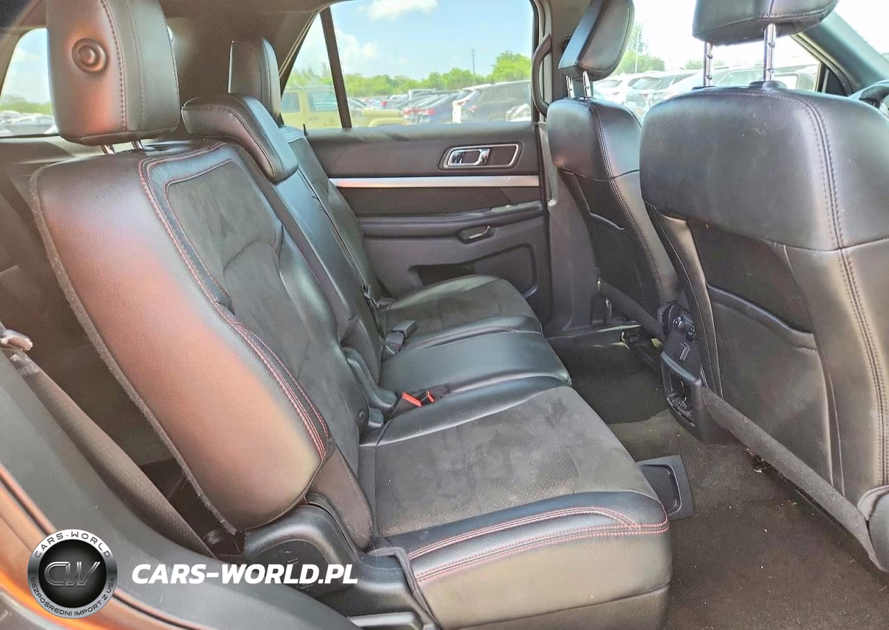 2018 Ford Explorer Xlt VIN:1FM5K7DH3JGB75212 - 11