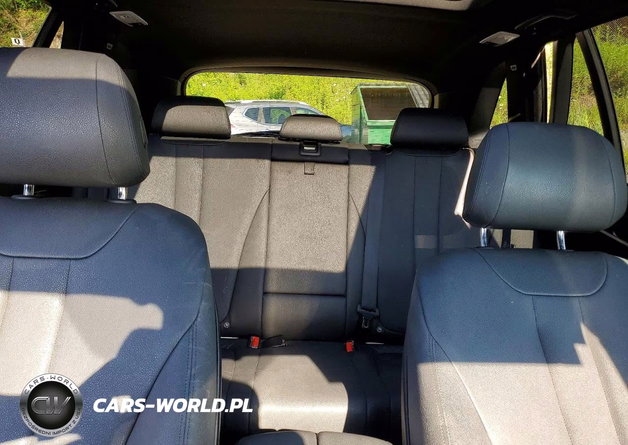 2017 BMW X5 xDrive35I VIN:5UXKR0C32H0V74324 - 10