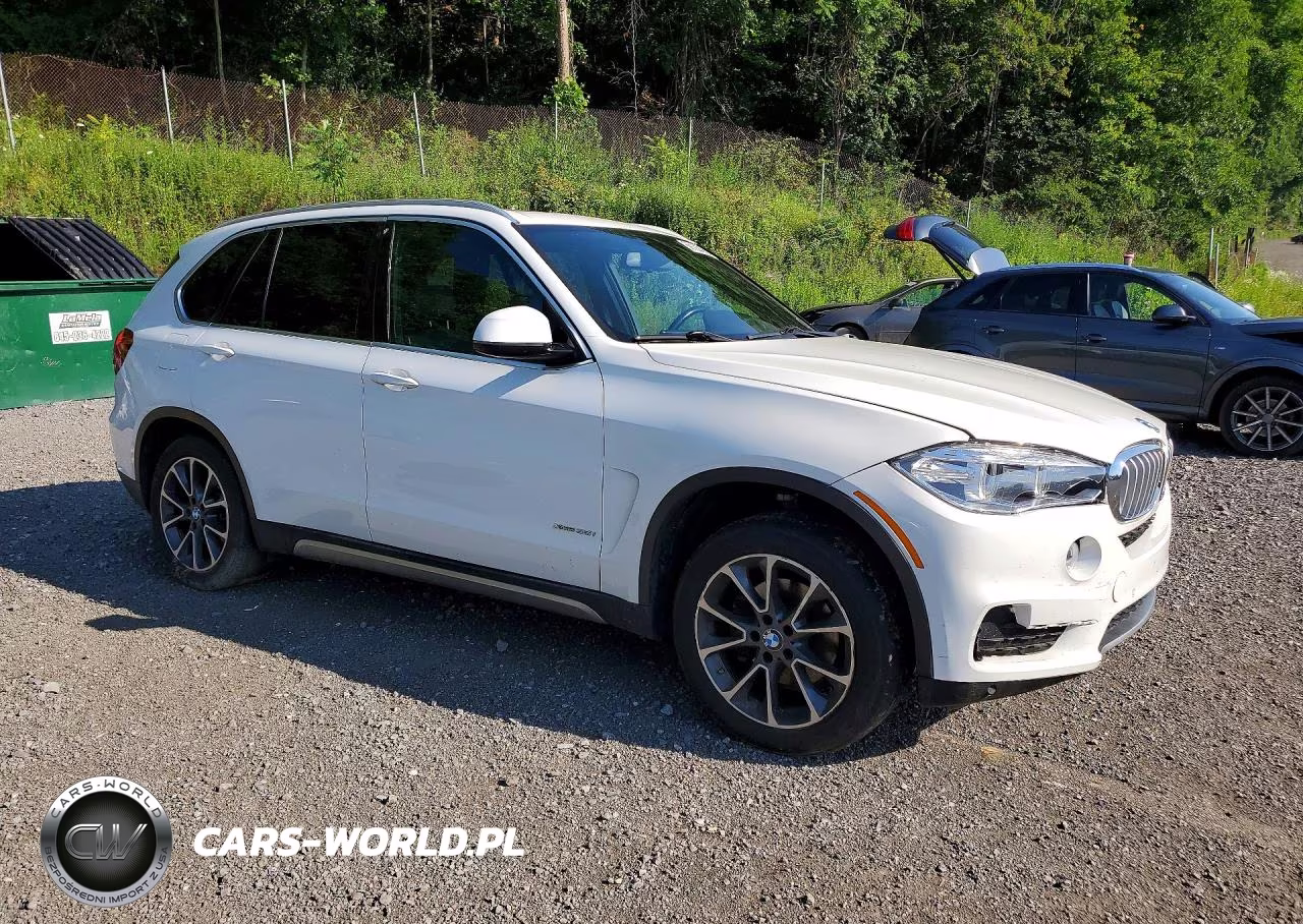 2017 BMW X5 xDrive35I VIN:5UXKR0C32H0V74324 - 4