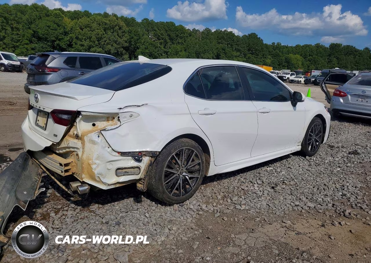 2024 Toyota Camry VIN:4T1G11AK1RU921436 - 3