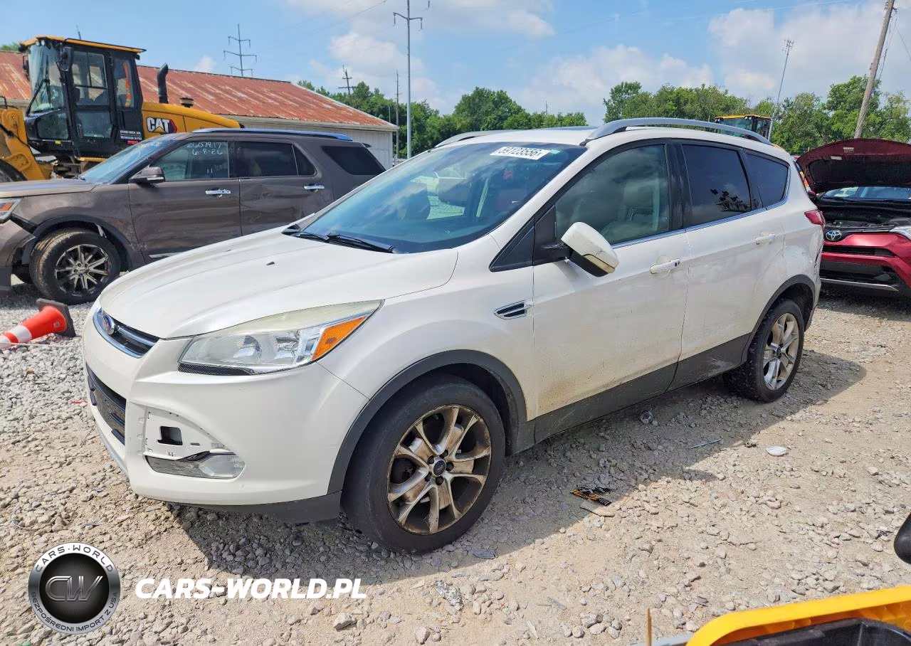 2014 Ford Escape Titanium – zdjęcie 1 z 13