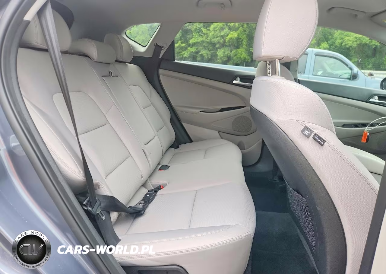 2021 Hyundai Tucson Value VIN:KM8J33A45MU389081 - 11