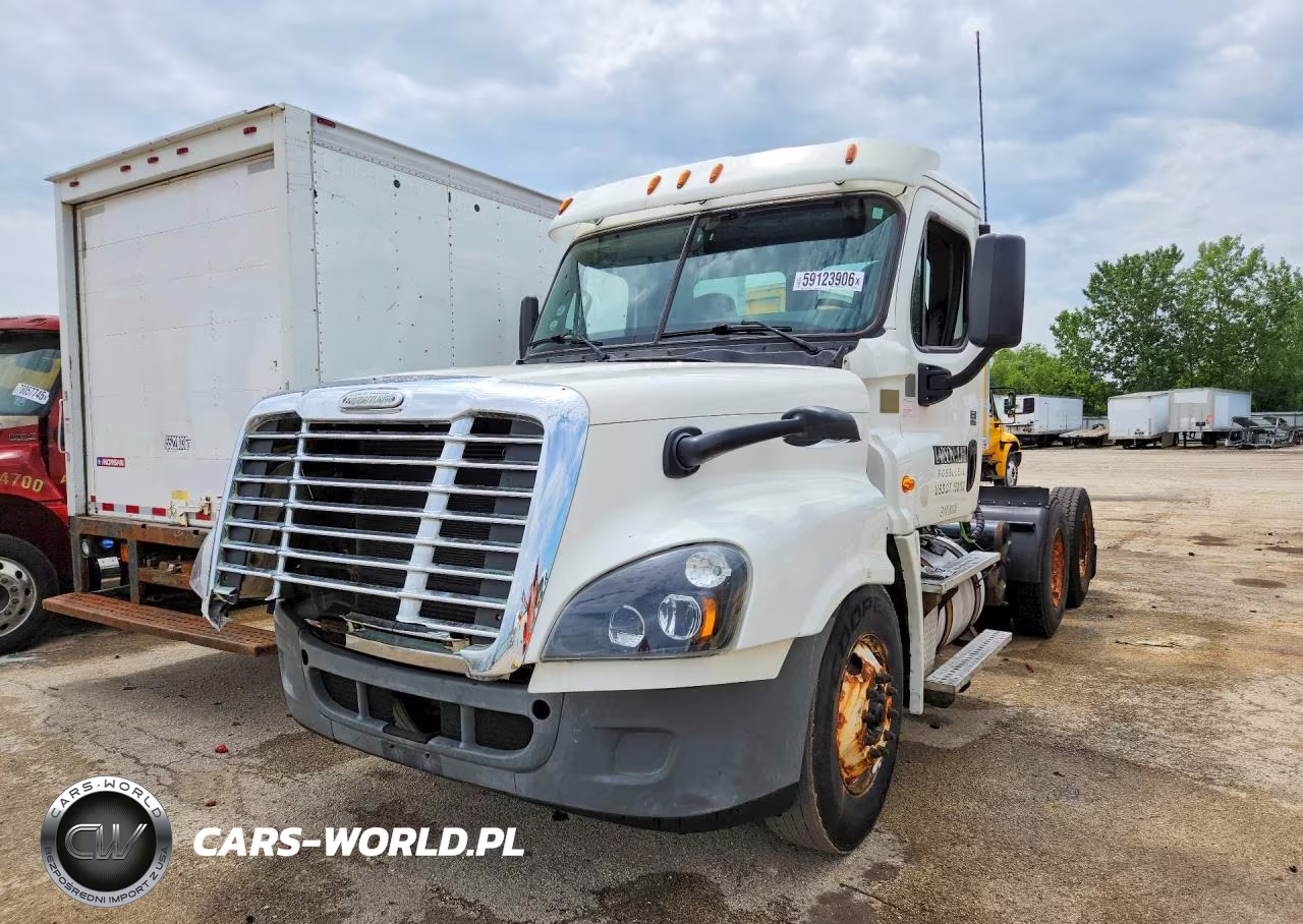 2015 Freightliner Cascadia 125