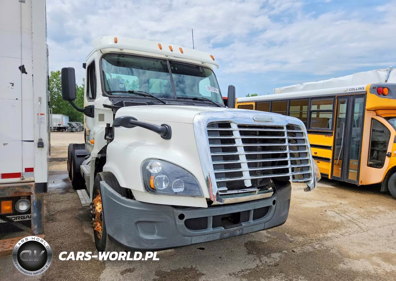 2015 Freightliner Cascadia 125 VIN:3AKJGEDV1FDGL1550 - 4