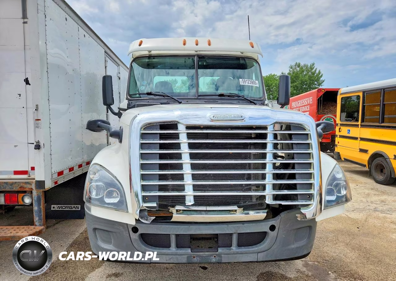 2015 Freightliner Cascadia 125 VIN:3AKJGEDV1FDGL1550 - 5