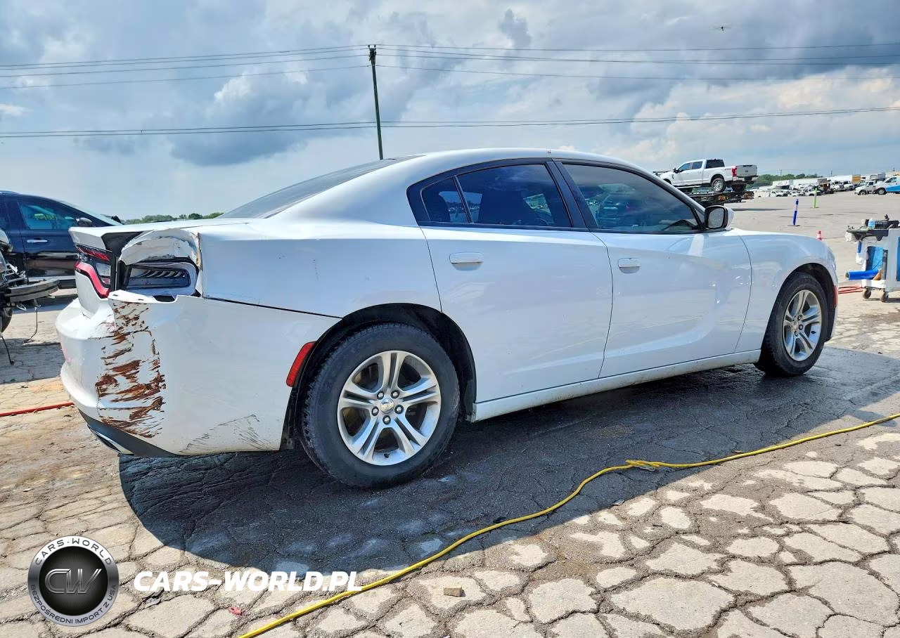 2017 Dodge Charger Se VIN:2C3CDXBG8HH537697 - 3