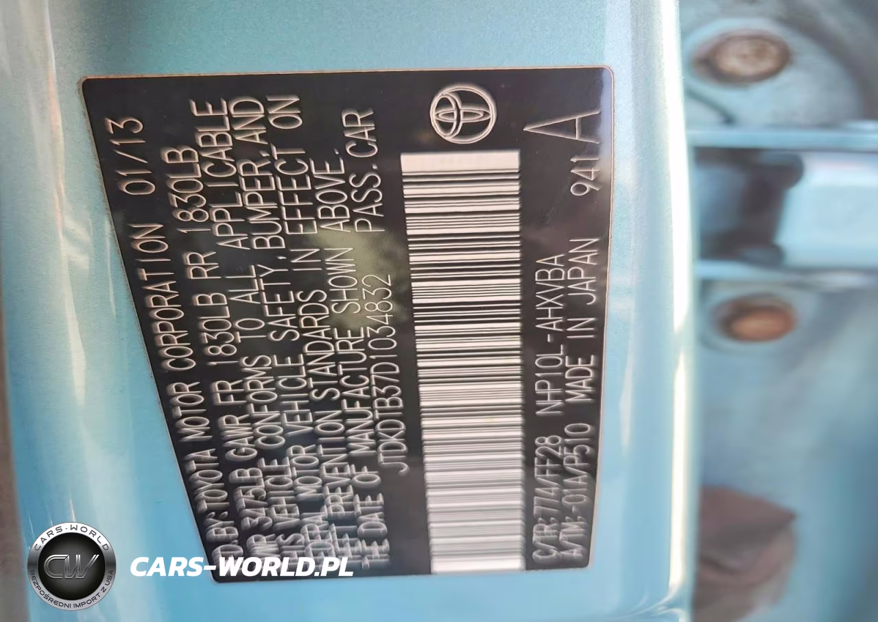 2013 Toyota Prius C Two VIN:JTDKDTB37D1034832 - 12