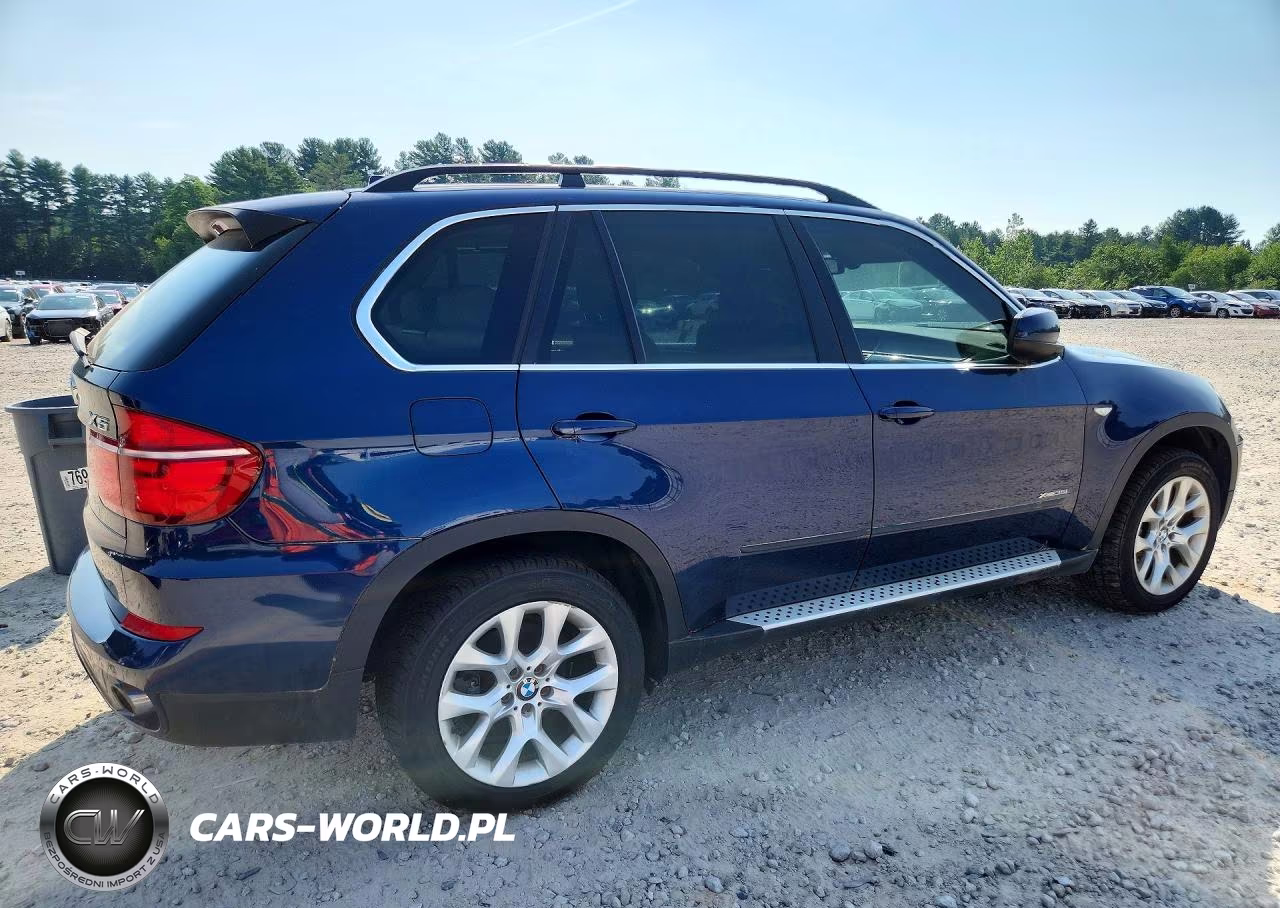 2013 BMW X5 xDrive35I VIN:5UXZV4C55D0G52997 - 3