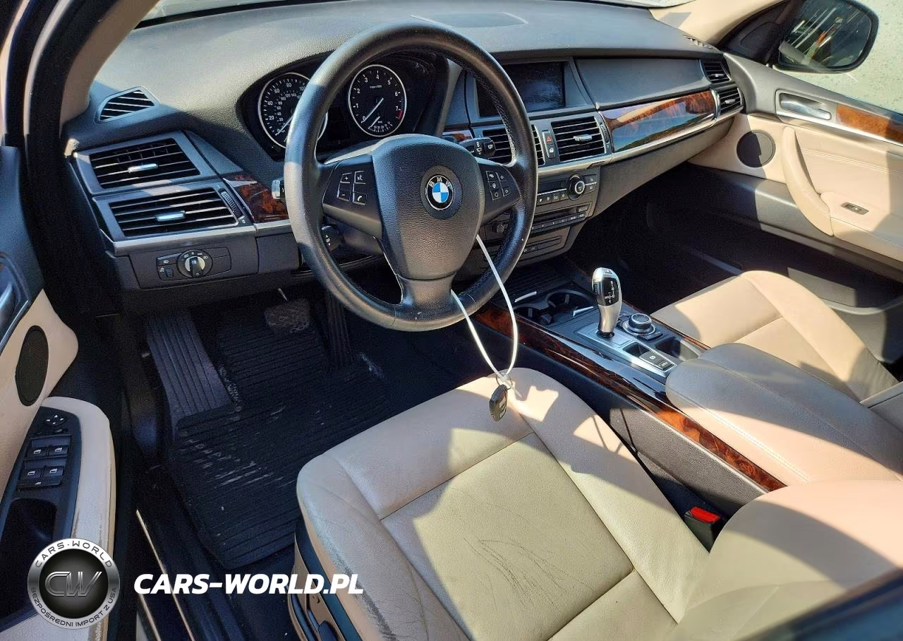 2013 BMW X5 xDrive35I VIN:5UXZV4C55D0G52997 - 8