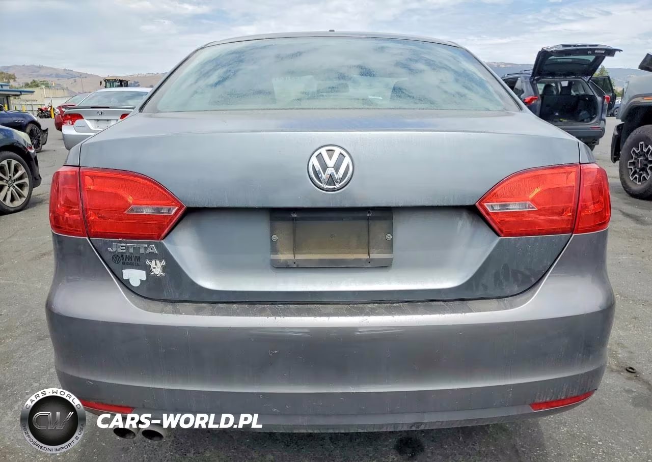 2011 Volkswagen Jetta Base VIN:3VW2K7AJ4BM058354 - 6