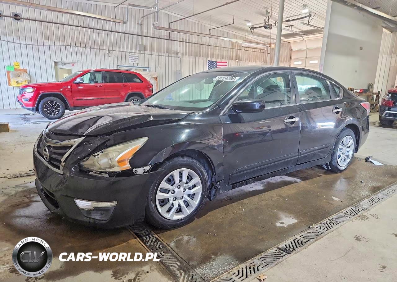 2015 Nissan Altima 2.5 S – zdjęcie 1 z 13
