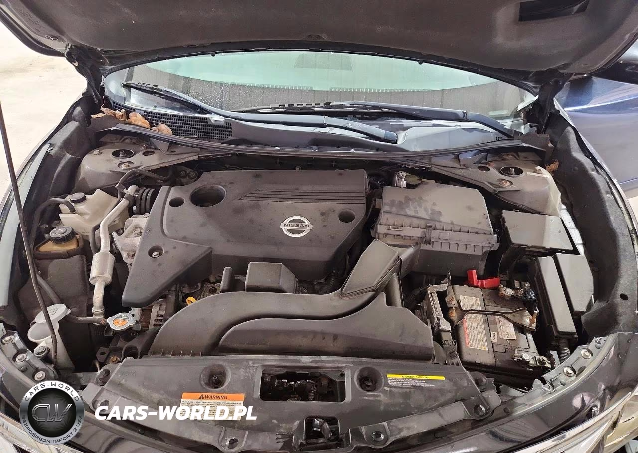 2015 Nissan Altima 2.5 S VIN:1N4AL3APXFN872230 - 11