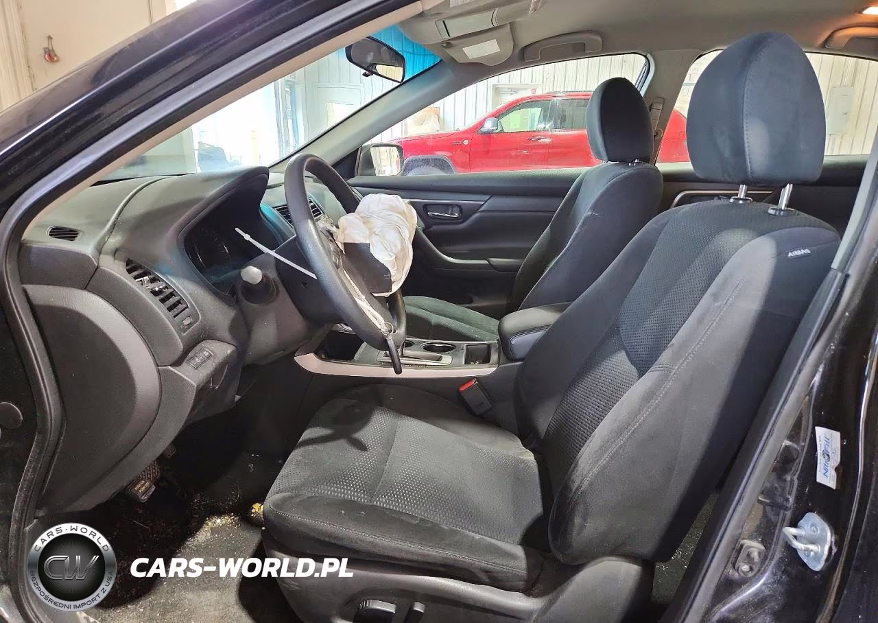 2015 Nissan Altima 2.5 S VIN:1N4AL3APXFN872230 - 7
