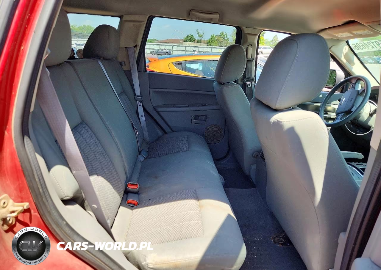 2005 Jeep Grand Cherokee Laredo VIN:1J4GR48K75C679007 - 11