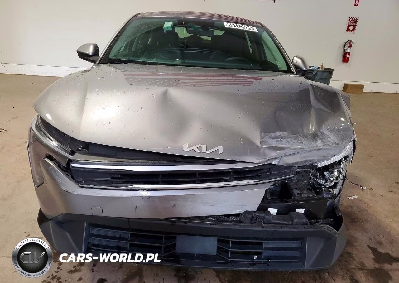 2025 Kia K4 Lxs VIN:3KPFT4DE4SE034094 - 5