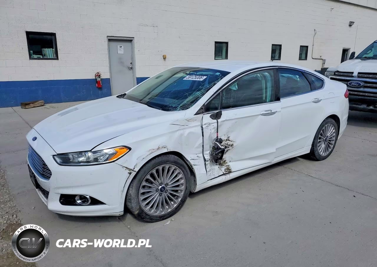 2016 Ford Fusion Titanium – zdjęcie 1 z 12