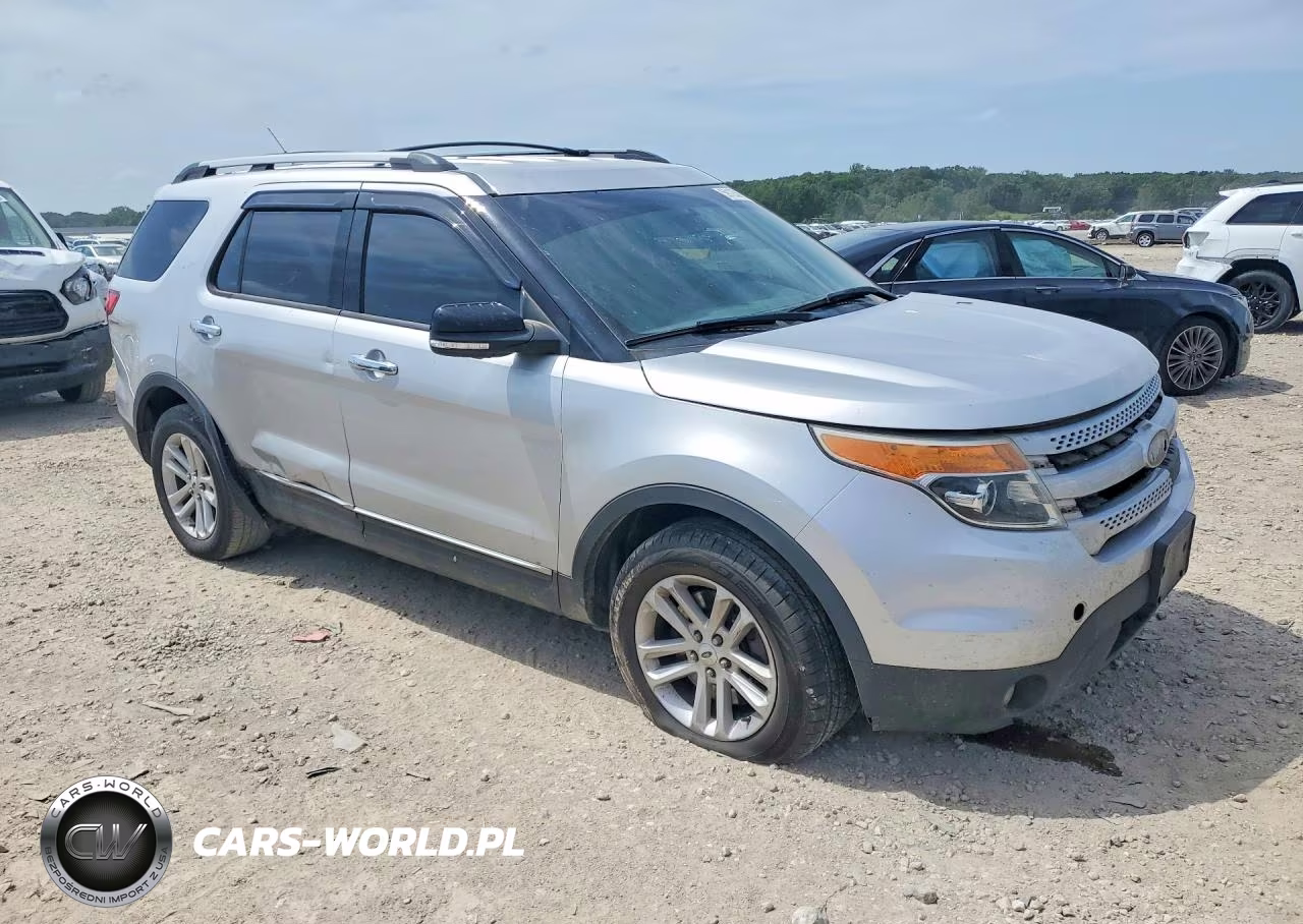 2014 Ford Explorer Xlt VIN:1FM5K8D80EGC56163 - 4