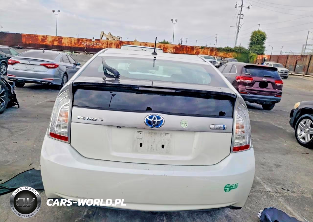 2015 Toyota Prius Plug-In Hybrid Base VIN:JTDKN3DP5F3074962 - 6