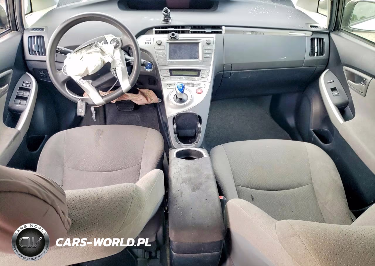 2015 Toyota Prius Plug-In Hybrid Base VIN:JTDKN3DP5F3074962 - 8
