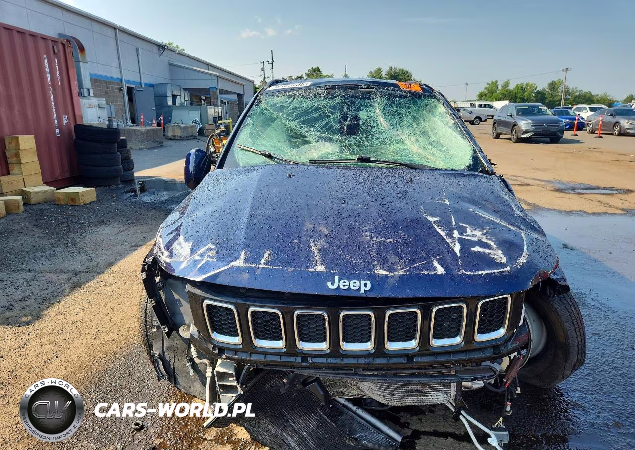 2018 Jeep Compass Latitude VIN:3C4NJDBB0JT116165 - 5