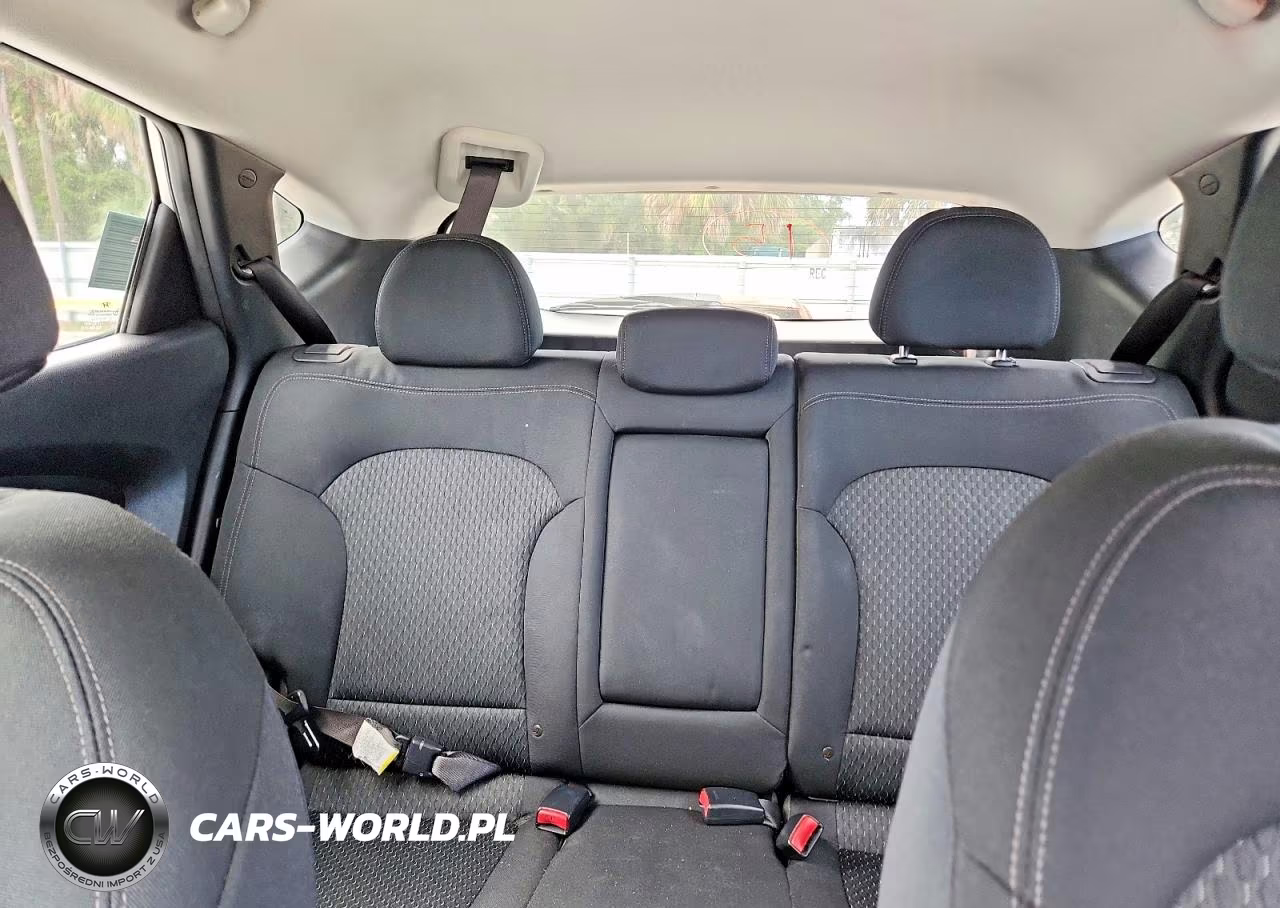 2011 Hyundai Tucson Gl VIN:KM8JT3AB3BU285247 - 10