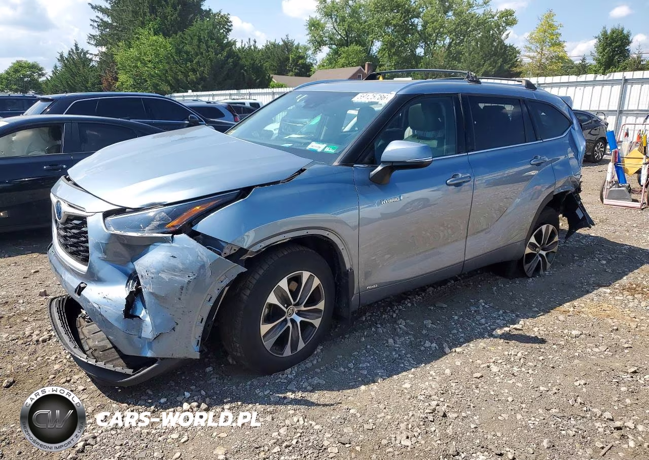 2021 Toyota Highlander Hybrid Xle