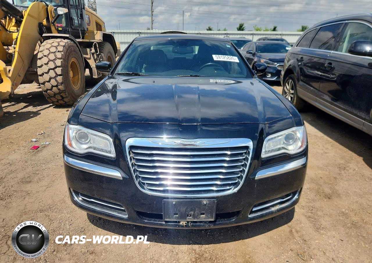 2013 Chrysler 300 VIN:2C3CCAAG4DH627411 - 5