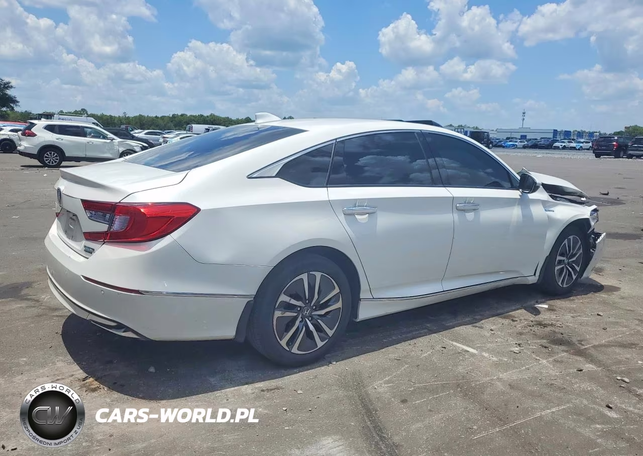 2020 Honda Accord Touring Hybrid VIN:1HGCV3F96LA017858 - 3