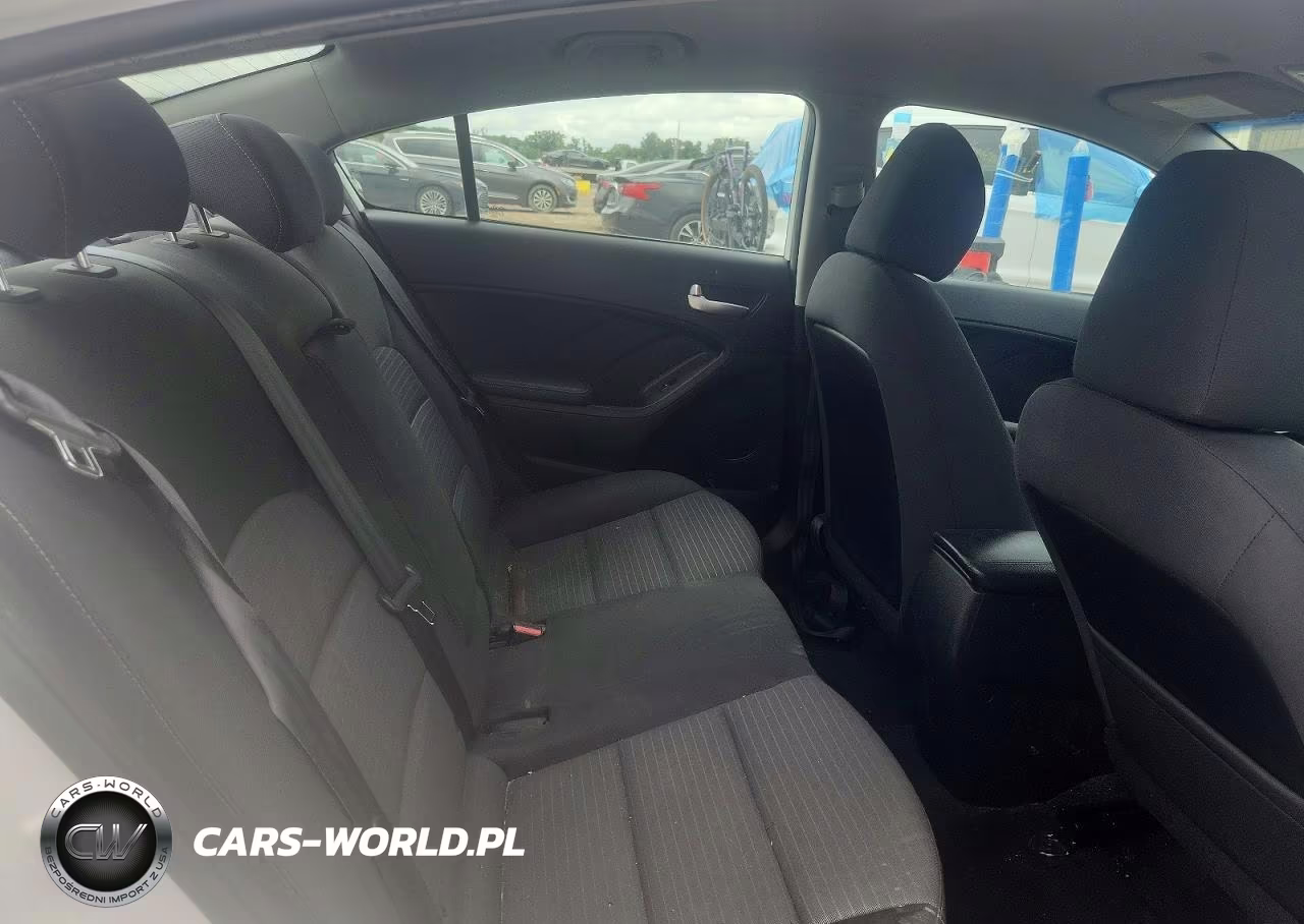 2017 Kia Forte Lx VIN:3KPFL4A79HE008489 - 10