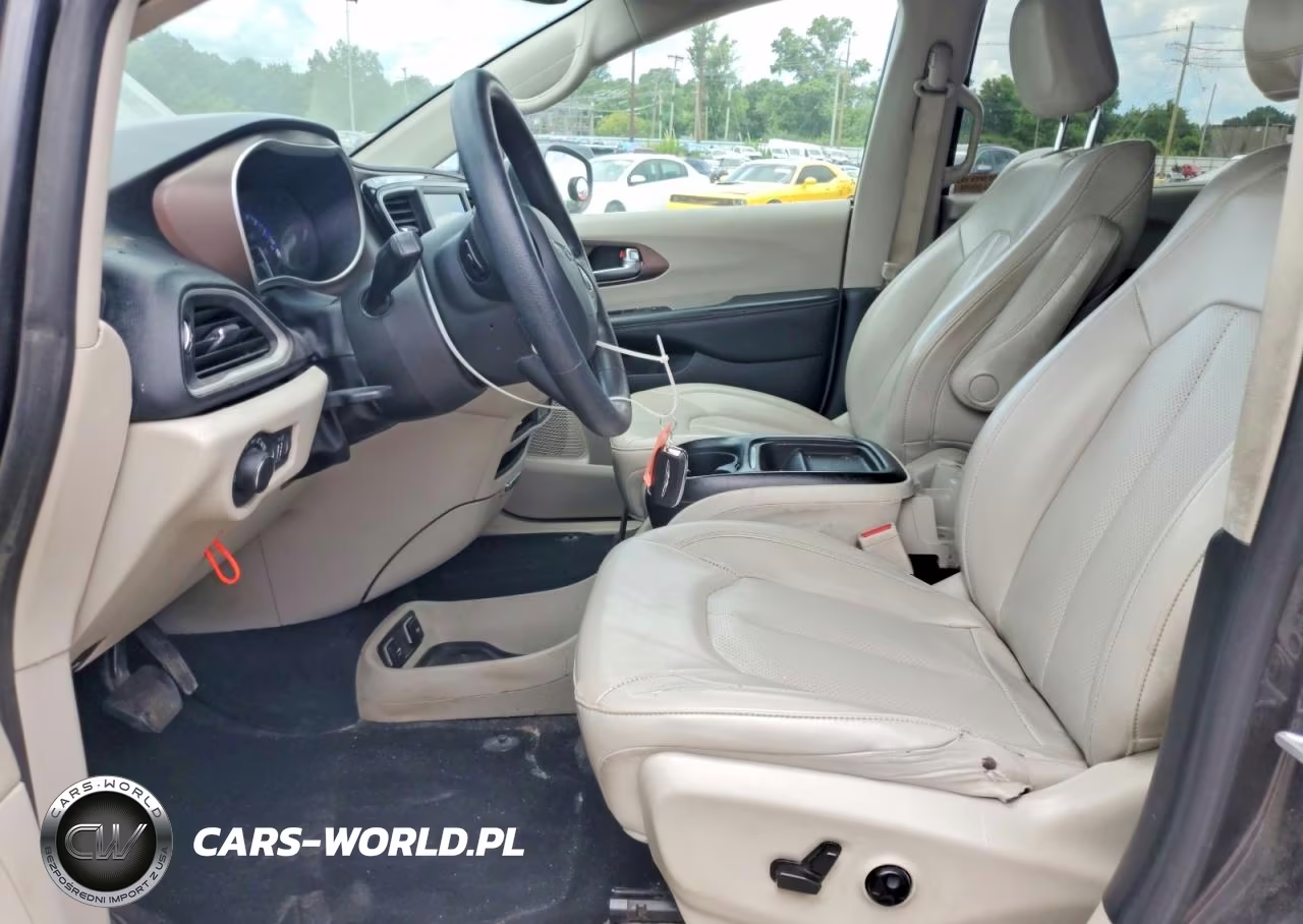 2021 Chrysler Voyager Lxi VIN:2C4RC1DG7MR549833 - 7