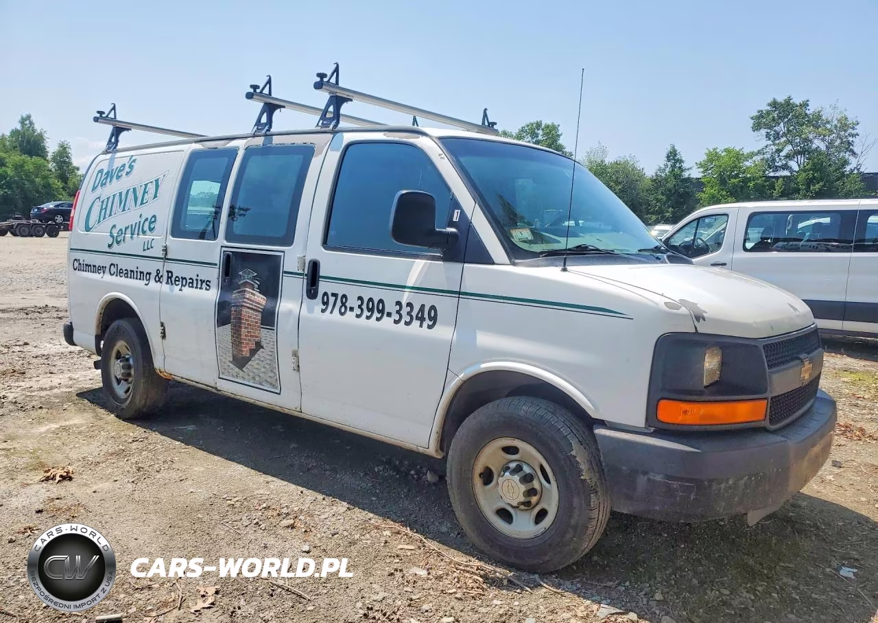 2010 Chevrolet Express G2500 VIN:1GCZGFAA3A1165730 - 4