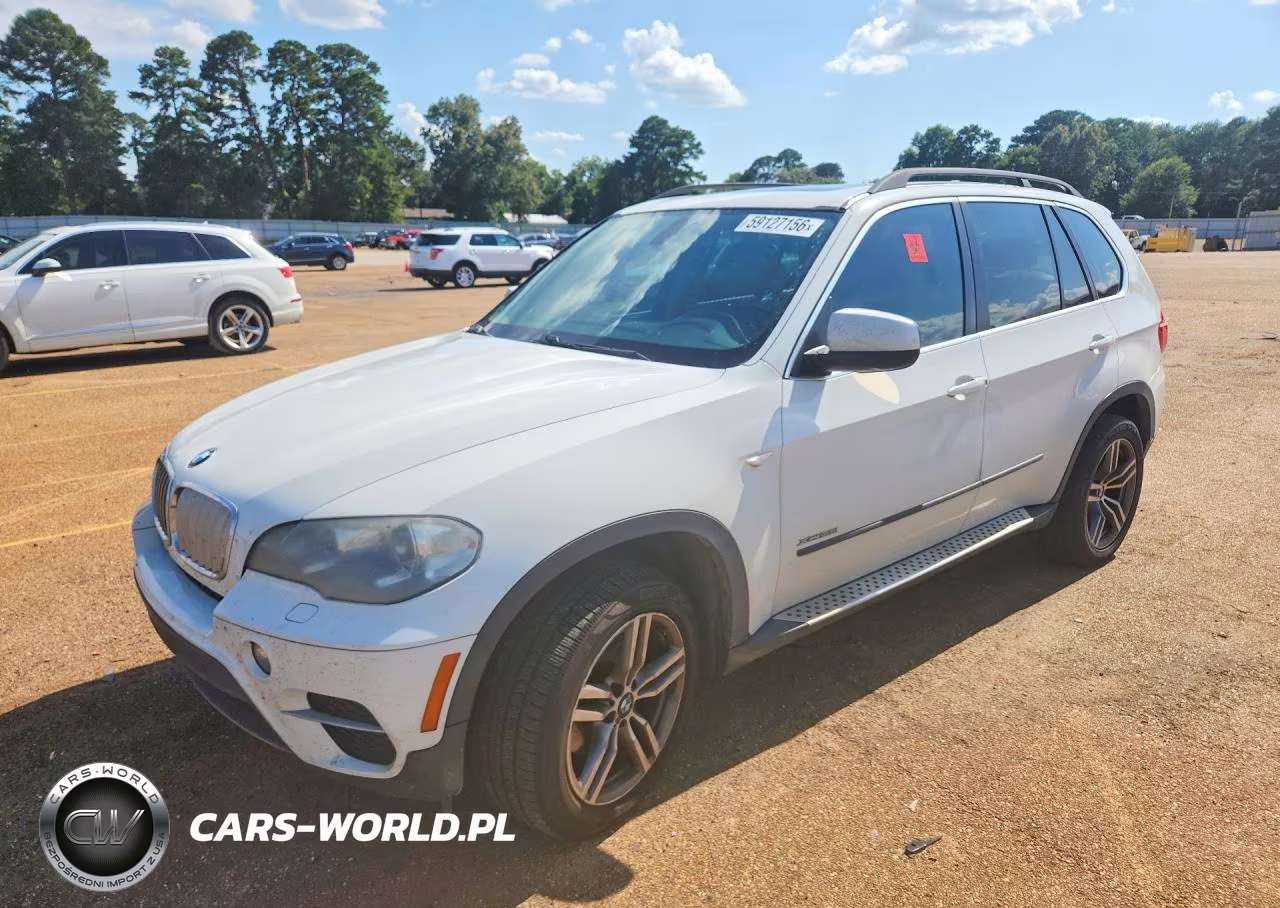 2013 BMW X5 xDrive35I – zdjęcie 1 z 12