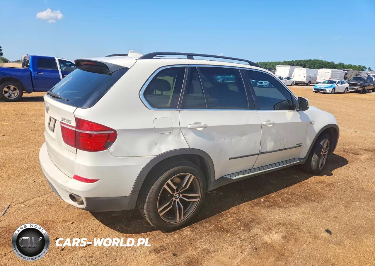 2013 BMW X5 xDrive35I VIN:5UXZV4C55D0G54023 - 3