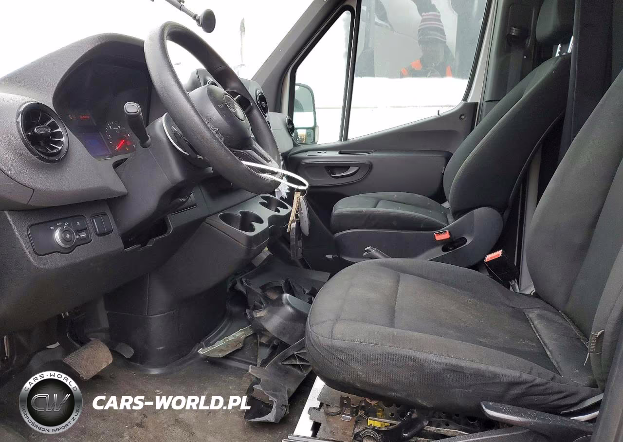 2019 Freightliner Sprinter 2500-3500 Delivery Van VIN:WDRPF1CD6KT007084 - 7
