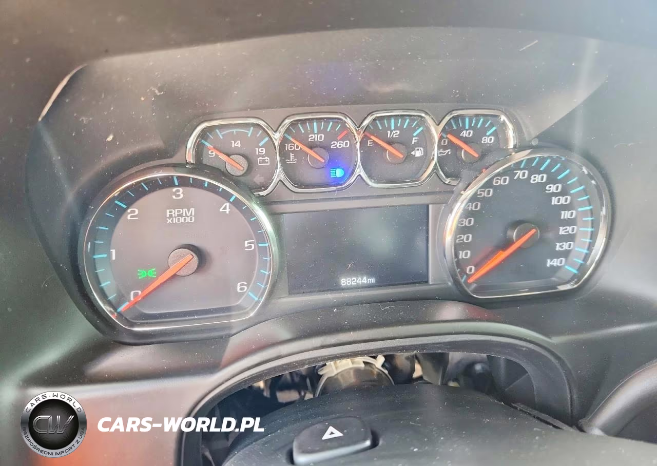 2020 Chevrolet Tahoe C1500 Ls VIN:1GNSCAKC8LR170434 - 9