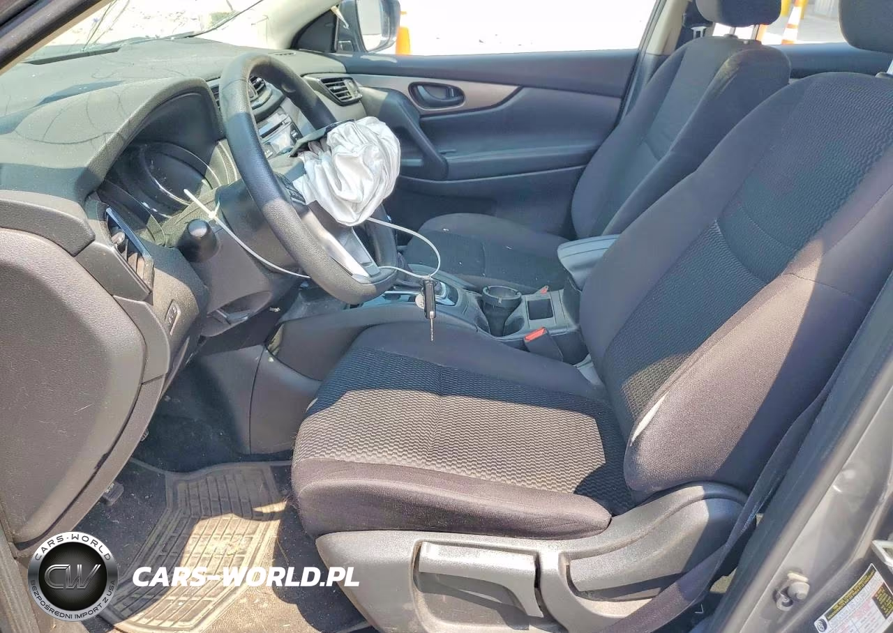 2018 Nissan Rogue Sport S VIN:JN1BJ1CPXJW190248 - 7