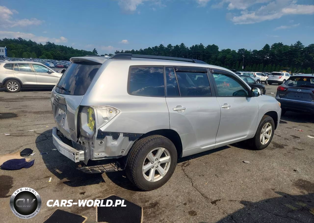 2010 Toyota Highlander Base VIN:5TDBK3EH9AS031216 - 3