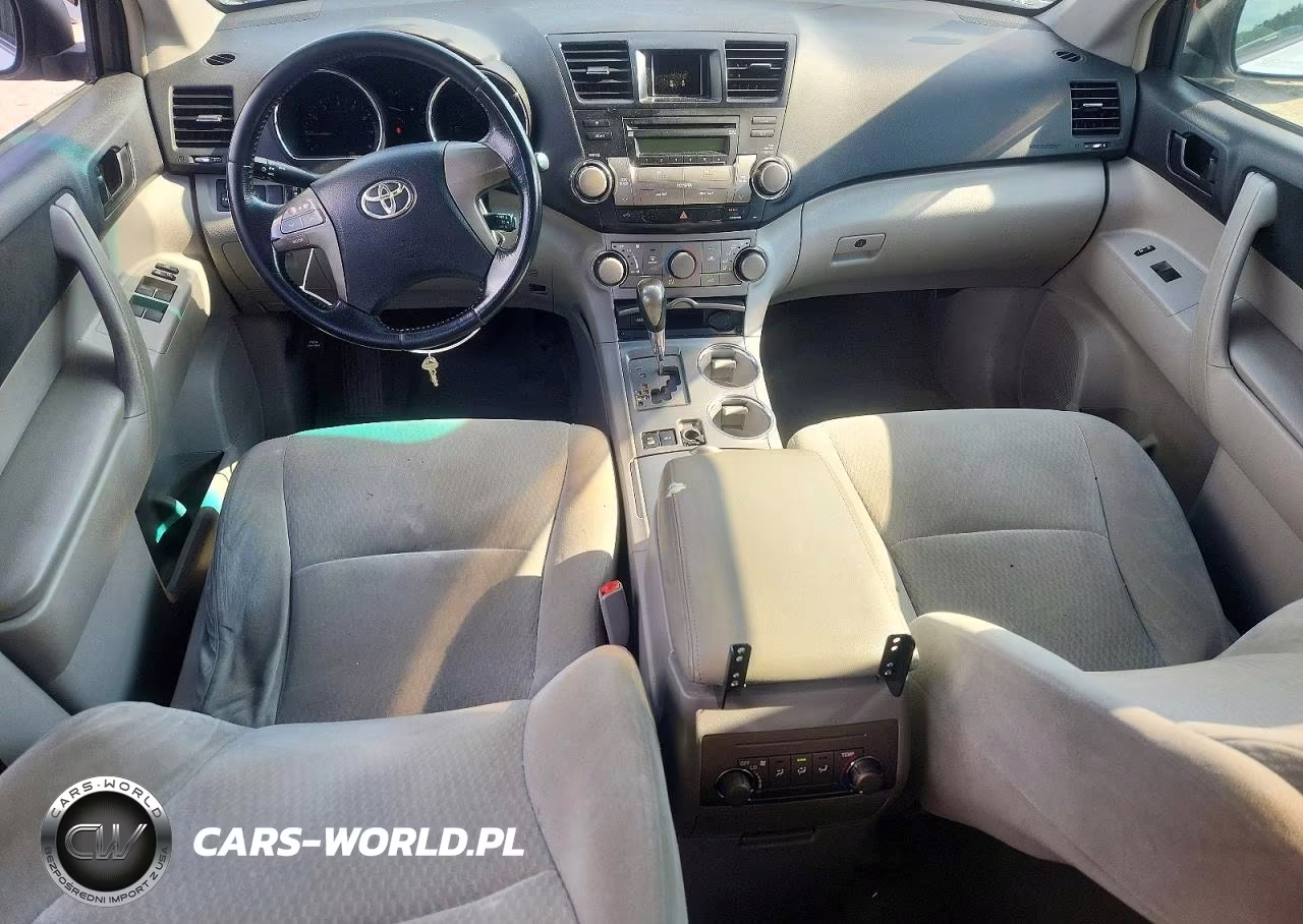 2010 Toyota Highlander Base VIN:5TDBK3EH9AS031216 - 8