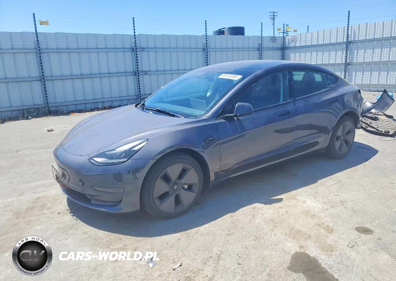 2023 Tesla Model 3 – zdjęcie 1 z 13