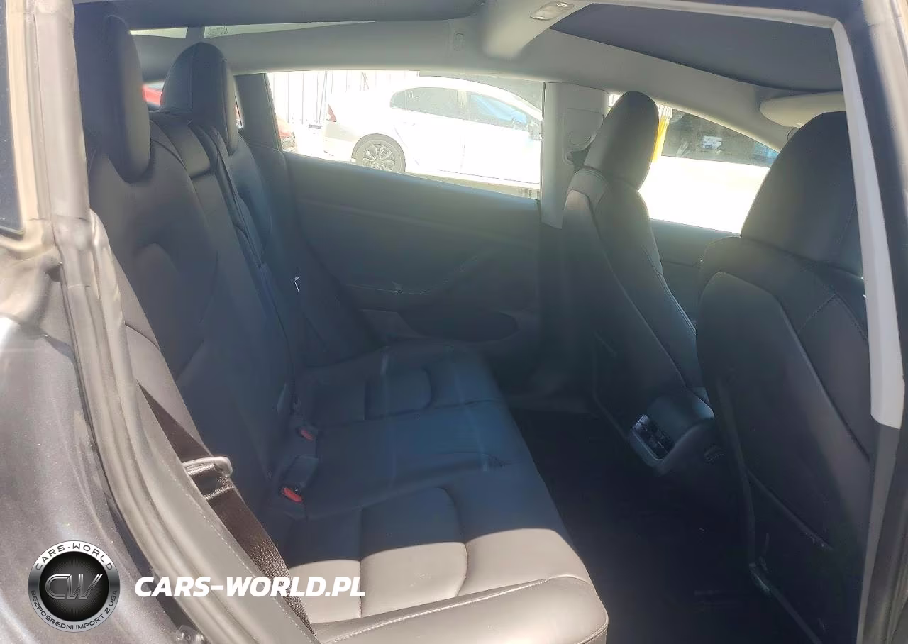 2023 Tesla Model 3 VIN:5YJ3E1EA5PF674663 - 10