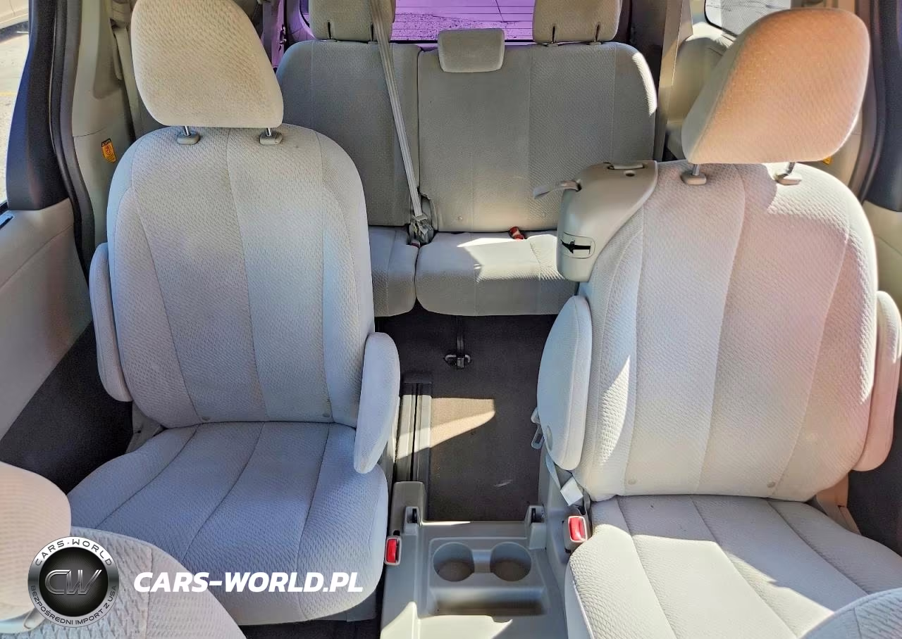 2013 Toyota Sienna Le VIN:5TDKK3DC9DS345281 - 10