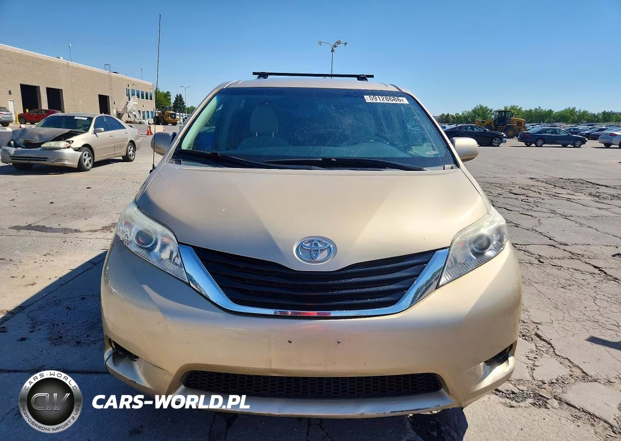 2013 Toyota Sienna Le VIN:5TDKK3DC9DS345281 - 5