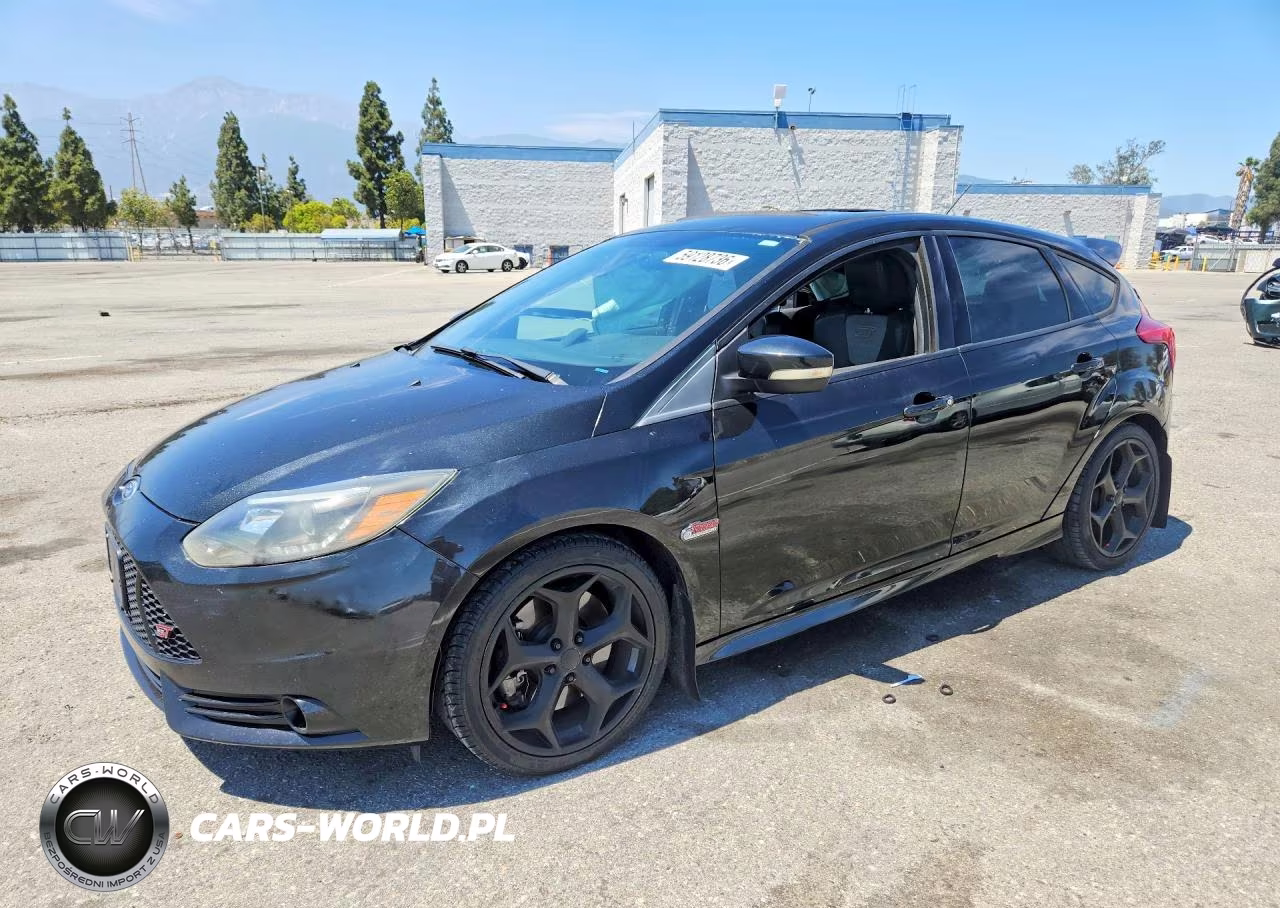 2014 Ford Focus St – zdjęcie 1 z 12