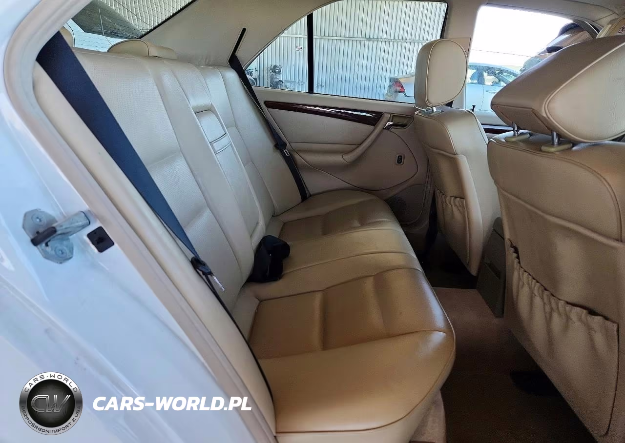 2000 Mercedes-Benz C 230 VIN:WDBHA24G4YA821335 - 10