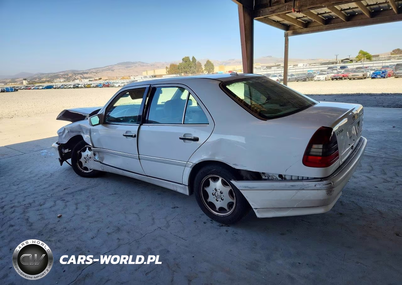 2000 Mercedes-Benz C 230 VIN:WDBHA24G4YA821335 - 2