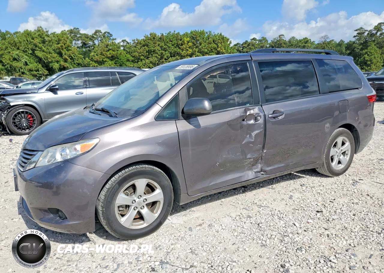 2017 Toyota Sienna Le