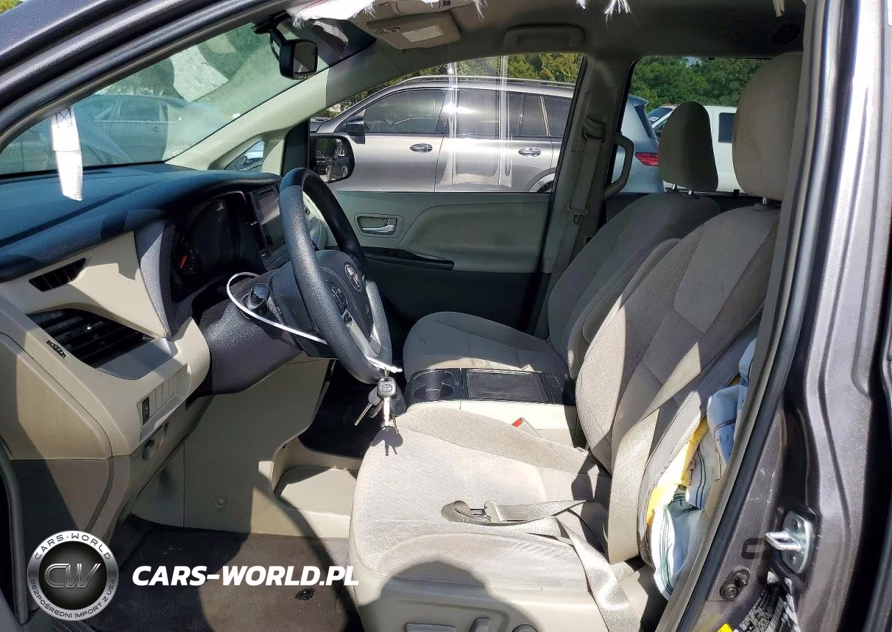 2017 Toyota Sienna Le VIN:5TDKZ3DC1HS783438 - 7