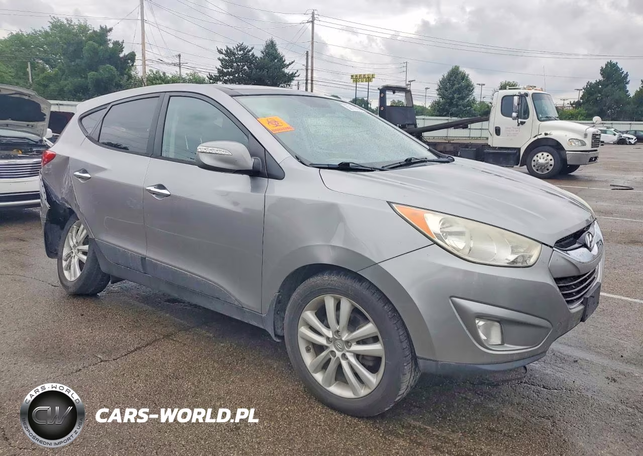 2013 Hyundai Tucson Limited VIN:KM8JUCAC3DU558132 - 4