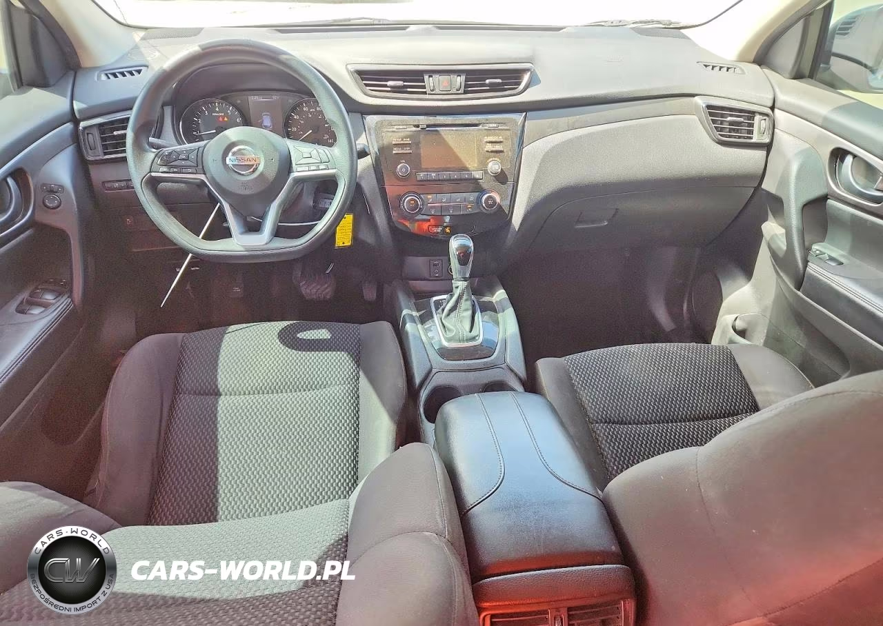 2017 Nissan Rogue Sport S VIN:JN1BJ1CPXHW008588 - 8