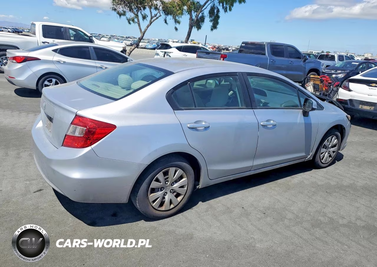 2012 Honda Civic Lx VIN:2HGFB2F56CH610246 - 3